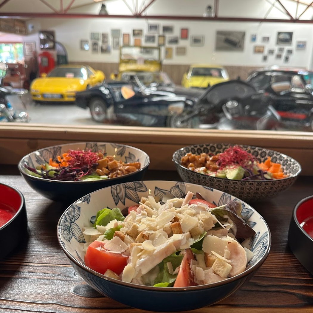 BJ's café 3